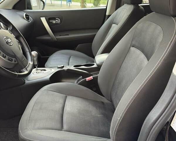 Черный Ниссан Кашкай, объемом двигателя 2 л и пробегом 231 тыс. км за 12700 $, фото 12 на Automoto.ua