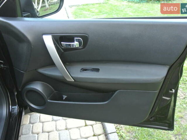 Черный Ниссан Кашкай, объемом двигателя 2 л и пробегом 220 тыс. км за 13500 $, фото 19 на Automoto.ua