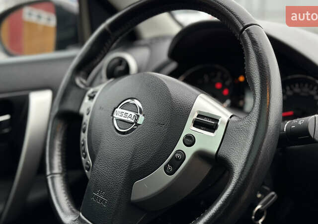 Черный Ниссан Кашкай, объемом двигателя 1.5 л и пробегом 196 тыс. км за 10800 $, фото 44 на Automoto.ua