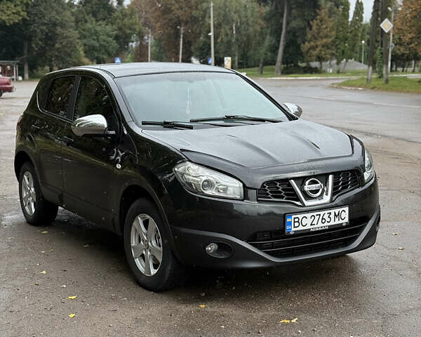 Чорний Ніссан Кашкай, об'ємом двигуна 1.46 л та пробігом 221 тис. км за 9999 $, фото 5 на Automoto.ua