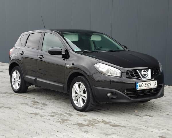 Чорний Ніссан Кашкай, об'ємом двигуна 2 л та пробігом 215 тис. км за 11599 $, фото 5 на Automoto.ua