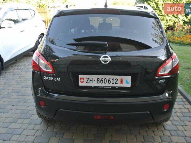 Черный Ниссан Кашкай, объемом двигателя 2 л и пробегом 220 тыс. км за 13500 $, фото 3 на Automoto.ua