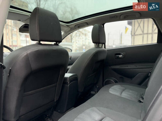 Черный Ниссан Кашкай, объемом двигателя 1.46 л и пробегом 280 тыс. км за 9400 $, фото 69 на Automoto.ua