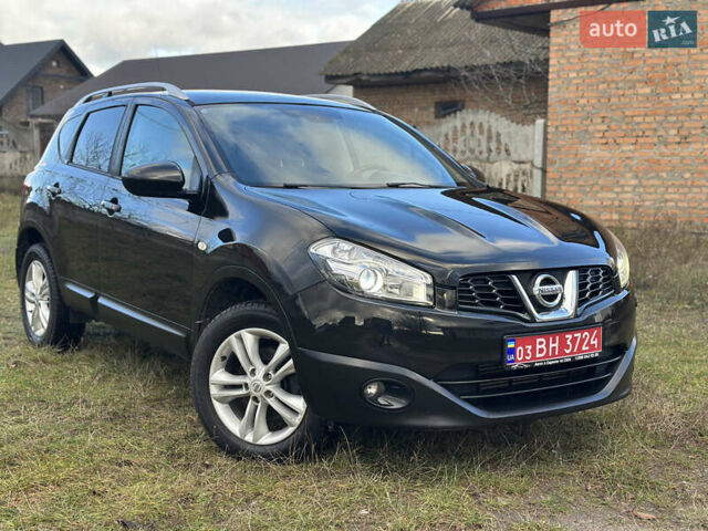 Черный Ниссан Кашкай, объемом двигателя 1.5 л и пробегом 241 тыс. км за 10600 $, фото 6 на Automoto.ua