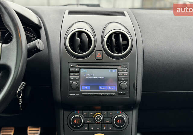 Черный Ниссан Кашкай, объемом двигателя 1.5 л и пробегом 196 тыс. км за 10800 $, фото 42 на Automoto.ua