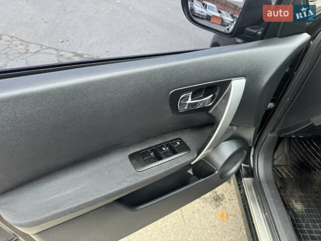 Ниссан Кашкай 2011 в Киеве на Automoto.ua Черный Ниссан Кашкай, объемом двигателя 2 л и пробегом 163 тыс. км за 9800 $, фото 19 на Automoto.ua