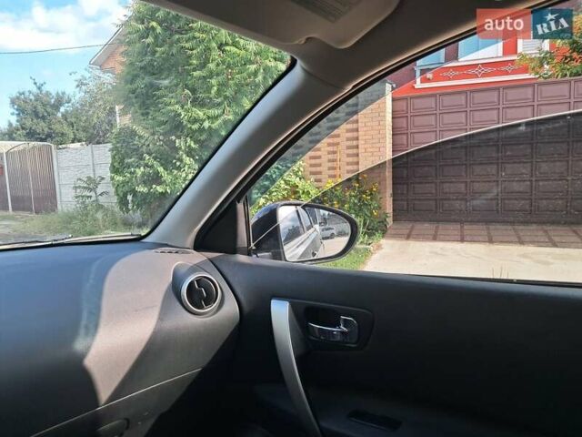 Чорний Ніссан Кашкай, об'ємом двигуна 2 л та пробігом 120 тис. км за 12019 $, фото 4 на Automoto.ua