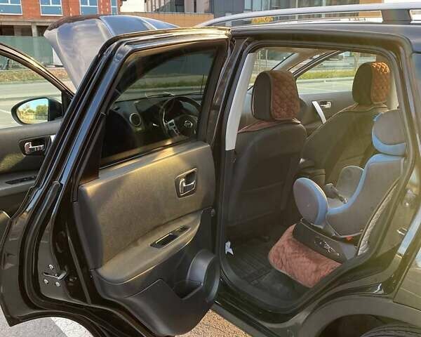 Черный Ниссан Кашкай, объемом двигателя 1.5 л и пробегом 192 тыс. км за 10999 $, фото 15 на Automoto.ua