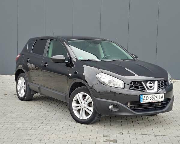 Чорний Ніссан Кашкай, об'ємом двигуна 2 л та пробігом 215 тис. км за 11599 $, фото 2 на Automoto.ua