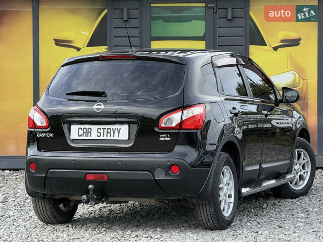 Черный Ниссан Кашкай, объемом двигателя 2 л и пробегом 174 тыс. км за 10999 $, фото 22 на Automoto.ua