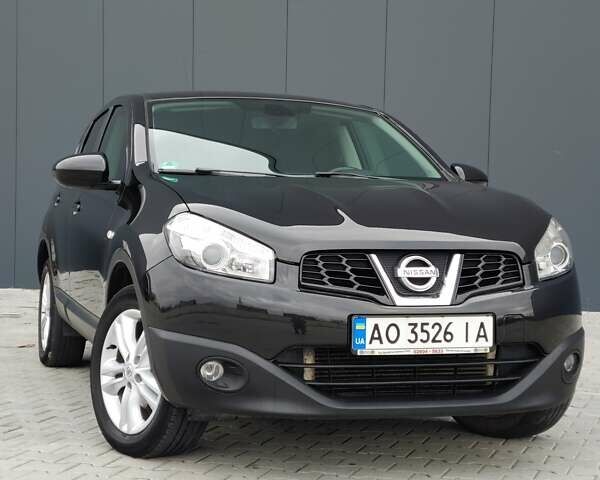 Чорний Ніссан Кашкай, об'ємом двигуна 2 л та пробігом 215 тис. км за 11599 $, фото 4 на Automoto.ua