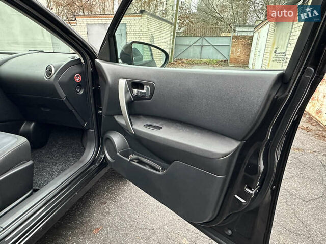 Черный Ниссан Кашкай, объемом двигателя 1.5 л и пробегом 220 тыс. км за 11499 $, фото 47 на Automoto.ua