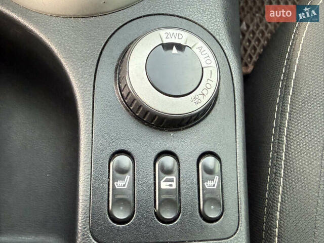 Черный Ниссан Кашкай, объемом двигателя 2 л и пробегом 174 тыс. км за 10999 $, фото 50 на Automoto.ua