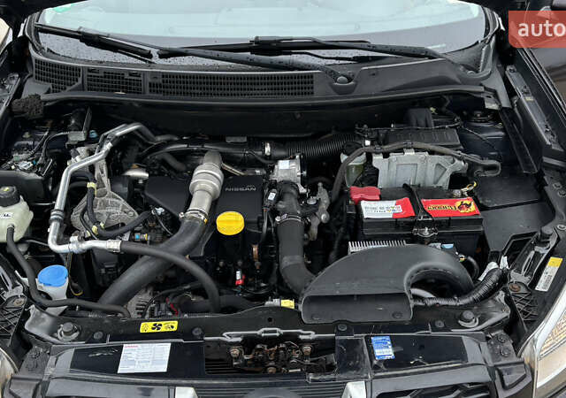 Черный Ниссан Кашкай, объемом двигателя 1.5 л и пробегом 196 тыс. км за 10800 $, фото 57 на Automoto.ua