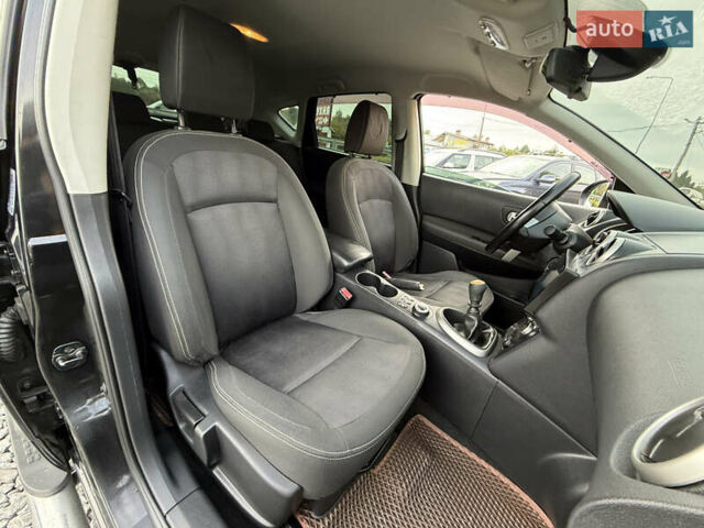 Черный Ниссан Кашкай, объемом двигателя 2 л и пробегом 174 тыс. км за 10999 $, фото 28 на Automoto.ua