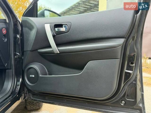 Черный Ниссан Кашкай, объемом двигателя 1.5 л и пробегом 207 тыс. км за 10850 $, фото 42 на Automoto.ua