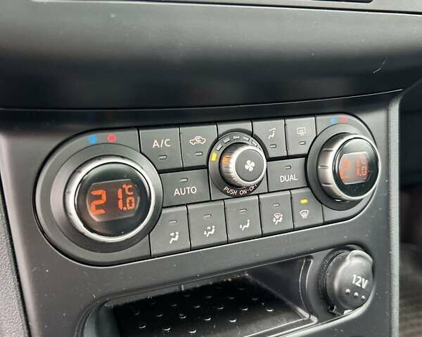 Черный Ниссан Кашкай, объемом двигателя 1.5 л и пробегом 151 тыс. км за 11900 $, фото 31 на Automoto.ua