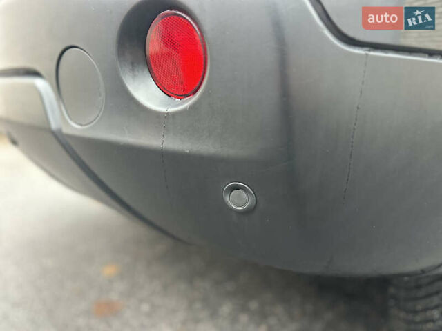 Черный Ниссан Кашкай, объемом двигателя 1.5 л и пробегом 220 тыс. км за 11499 $, фото 19 на Automoto.ua