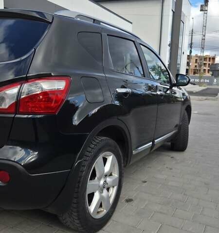 Черный Ниссан Кашкай, объемом двигателя 1.5 л и пробегом 195 тыс. км за 10800 $, фото 10 на Automoto.ua