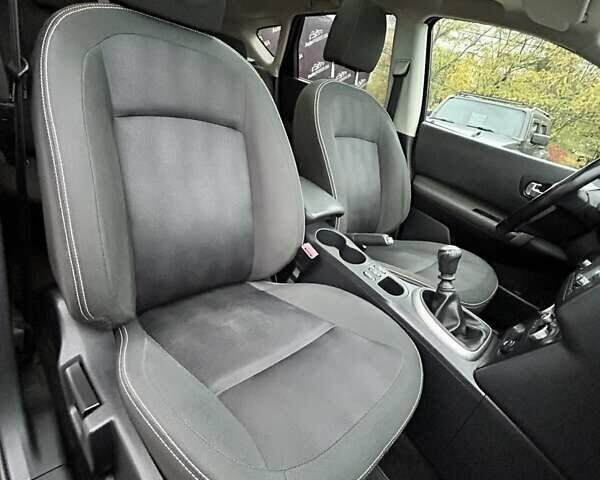 Черный Ниссан Кашкай, объемом двигателя 1.5 л и пробегом 151 тыс. км за 11900 $, фото 12 на Automoto.ua