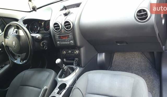 Чорний Ніссан Кашкай, об'ємом двигуна 1.5 л та пробігом 240 тис. км за 9350 $, фото 12 на Automoto.ua