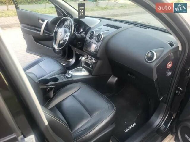 Черный Ниссан Кашкай, объемом двигателя 2 л и пробегом 184 тыс. км за 13250 $, фото 10 на Automoto.ua