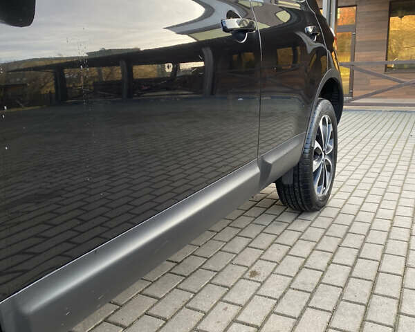 Черный Ниссан Кашкай, объемом двигателя 2 л и пробегом 244 тыс. км за 11900 $, фото 10 на Automoto.ua