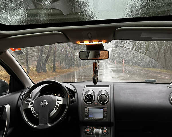 Черный Ниссан Кашкай, объемом двигателя 2 л и пробегом 225 тыс. км за 11350 $, фото 3 на Automoto.ua