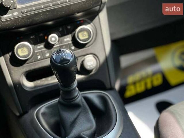 Черный Ниссан Кашкай, объемом двигателя 2 л и пробегом 236 тыс. км за 9600 $, фото 17 на Automoto.ua