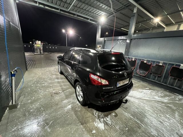 Черный Ниссан Кашкай, объемом двигателя 2 л и пробегом 237 тыс. км за 11500 $, фото 2 на Automoto.ua