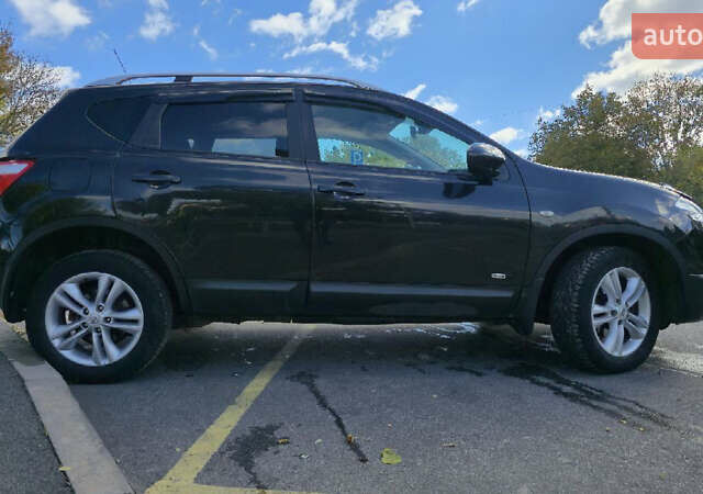 Черный Ниссан Кашкай, объемом двигателя 1.46 л и пробегом 215 тыс. км за 8799 $, фото 10 на Automoto.ua
