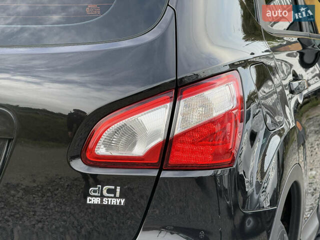 Черный Ниссан Кашкай, объемом двигателя 2 л и пробегом 174 тыс. км за 10999 $, фото 25 на Automoto.ua