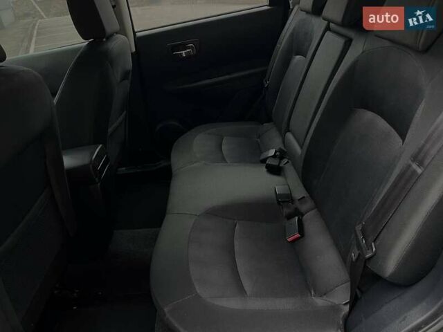 Черный Ниссан Кашкай, объемом двигателя 1.6 л и пробегом 170 тыс. км за 10699 $, фото 15 на Automoto.ua