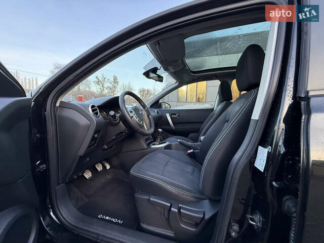 Черный Ниссан Кашкай, объемом двигателя 2 л и пробегом 240 тыс. км за 9999 $, фото 9 на Automoto.ua