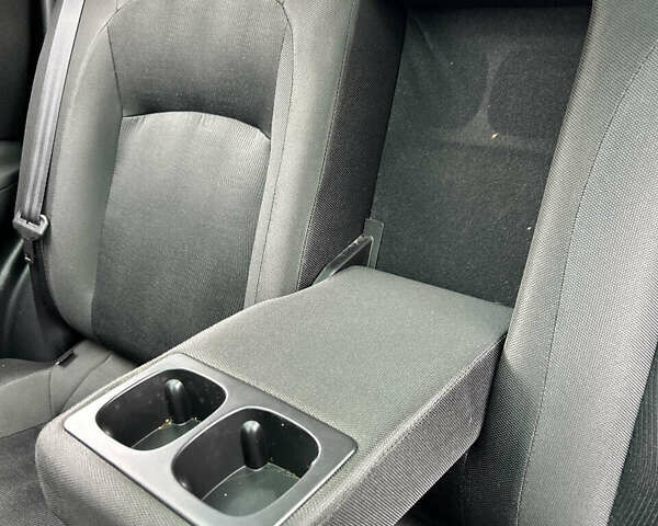 Черный Ниссан Кашкай, объемом двигателя 1.5 л и пробегом 151 тыс. км за 11900 $, фото 21 на Automoto.ua