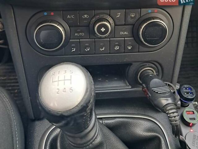 Чорний Ніссан Кашкай, об'ємом двигуна 2 л та пробігом 120 тис. км за 12019 $, фото 7 на Automoto.ua