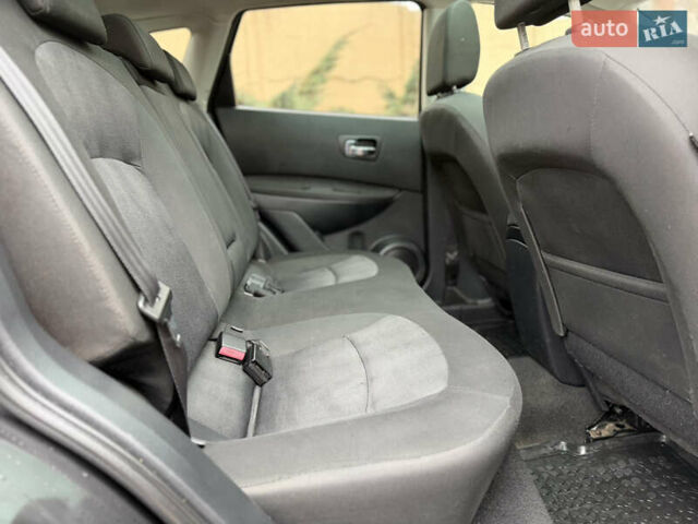 Черный Ниссан Кашкай, объемом двигателя 1.46 л и пробегом 280 тыс. км за 9400 $, фото 67 на Automoto.ua