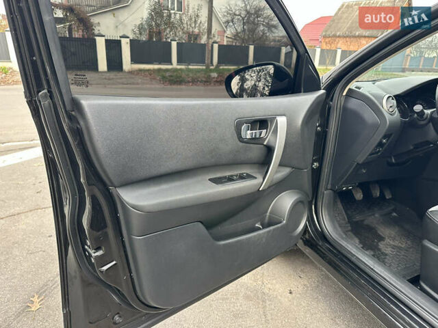 Чорний Ніссан Кашкай, об'ємом двигуна 1.6 л та пробігом 211 тис. км за 10300 $, фото 33 на Automoto.ua