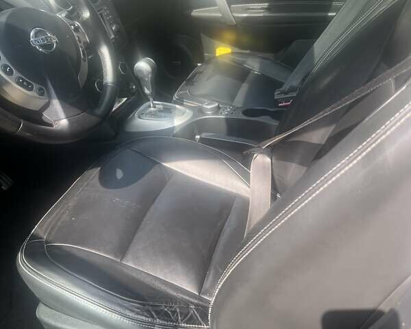 Черный Ниссан Кашкай, объемом двигателя 2 л и пробегом 217 тыс. км за 13500 $, фото 6 на Automoto.ua