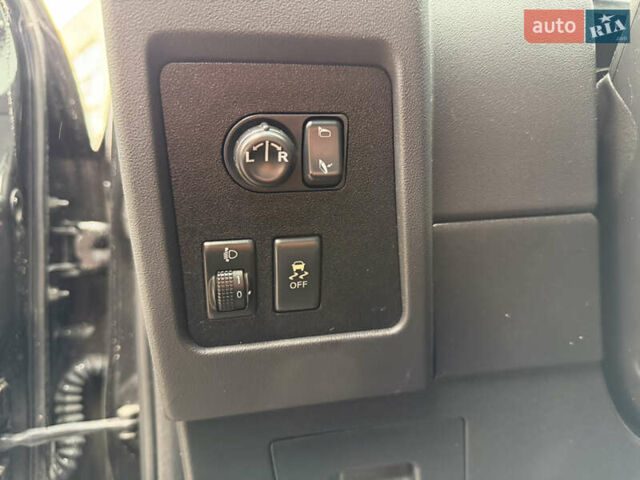 Черный Ниссан Кашкай, объемом двигателя 1.46 л и пробегом 280 тыс. км за 9400 $, фото 62 на Automoto.ua