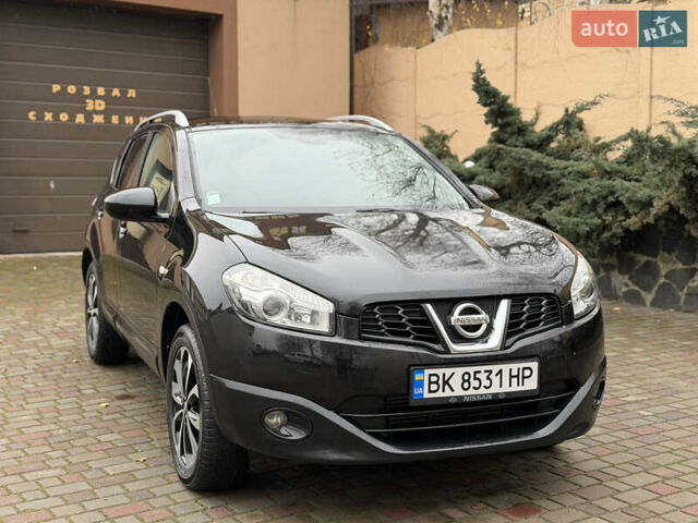 Черный Ниссан Кашкай, объемом двигателя 1.46 л и пробегом 280 тыс. км за 9400 $, фото 10 на Automoto.ua