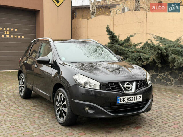 Черный Ниссан Кашкай, объемом двигателя 1.46 л и пробегом 280 тыс. км за 9400 $, фото 14 на Automoto.ua