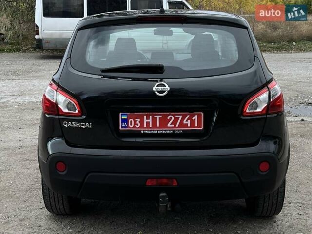 Черный Ниссан Кашкай, объемом двигателя 1.6 л и пробегом 170 тыс. км за 10699 $, фото 5 на Automoto.ua
