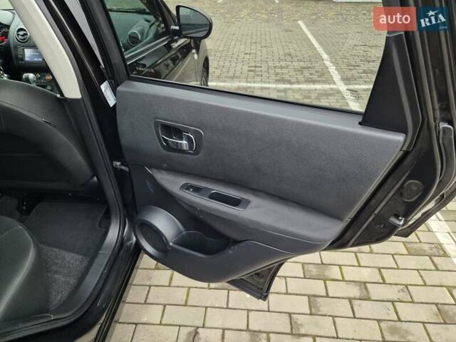 Черный Ниссан Кашкай, объемом двигателя 2 л и пробегом 108 тыс. км за 13600 $, фото 25 на Automoto.ua