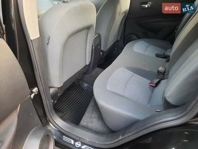 Черный Ниссан Кашкай, объемом двигателя 1.6 л и пробегом 211 тыс. км за 10800 $, фото 21 на Automoto.ua