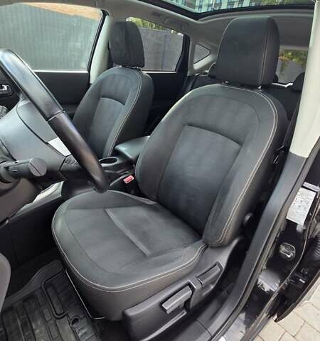 Черный Ниссан Кашкай, объемом двигателя 1.5 л и пробегом 195 тыс. км за 10800 $, фото 24 на Automoto.ua