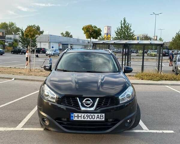 Черный Ниссан Кашкай, объемом двигателя 1.5 л и пробегом 192 тыс. км за 10999 $, фото 4 на Automoto.ua