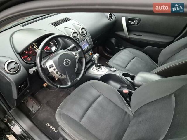 Черный Ниссан Кашкай, объемом двигателя 2 л и пробегом 108 тыс. км за 13600 $, фото 33 на Automoto.ua