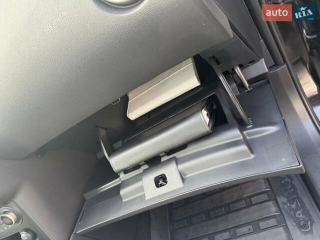 Черный Ниссан Кашкай, объемом двигателя 1.6 л и пробегом 216 тыс. км за 10999 $, фото 54 на Automoto.ua