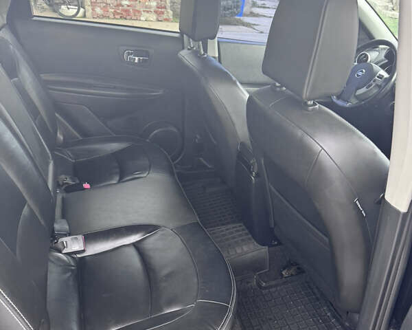 Чорний Ніссан Кашкай, об'ємом двигуна 2 л та пробігом 256 тис. км за 11700 $, фото 11 на Automoto.ua